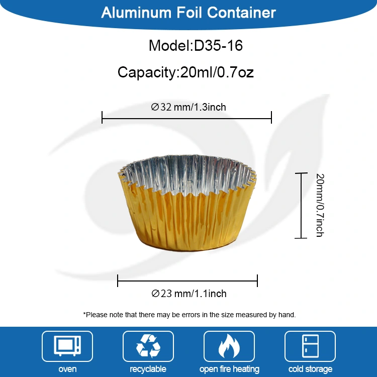 Kulatý malý balíček pečení stříbrné hliníkové fólie s potravinami nádoba